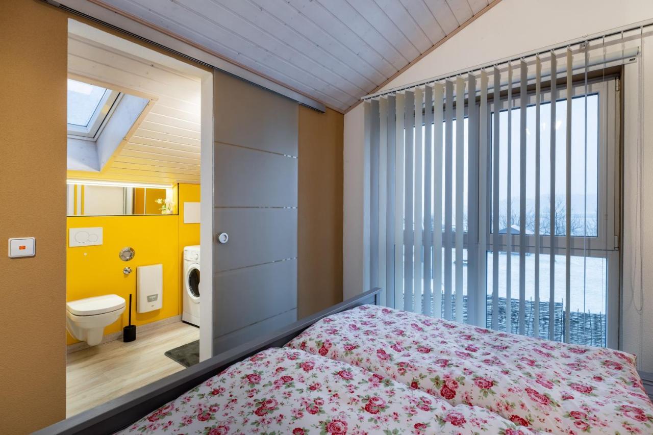 Gemuetliche Ferienwohnung Mit Panoramablick Muttensweiler المظهر الخارجي الصورة