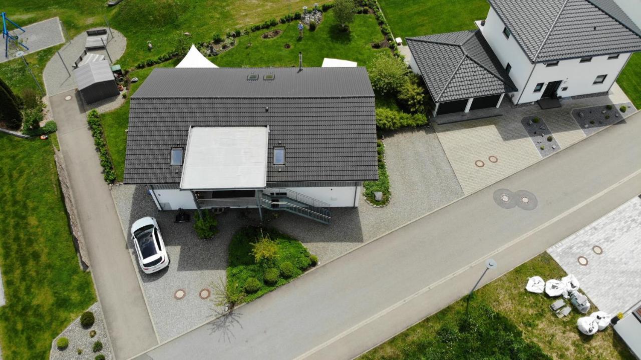 Gemuetliche Ferienwohnung Mit Panoramablick Muttensweiler المظهر الخارجي الصورة